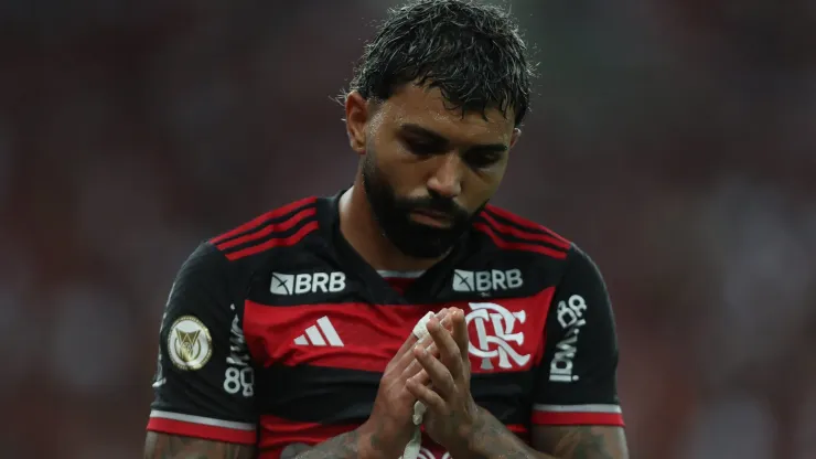 Gabigol faz novo pronunciamento após polêmicas no Flamengo para comemorar aniversário do clube.