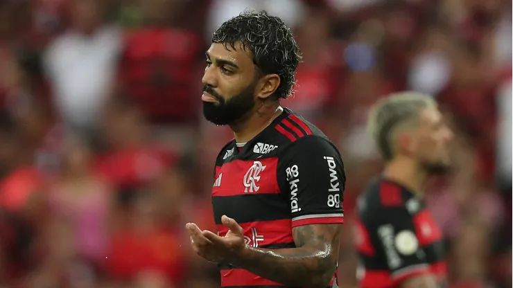 Gabigol se dedica intensamente nos treinos visando a decisão para garantir seu lugar no time.