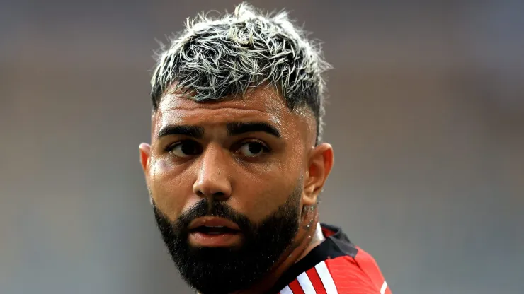 Gabigol solicita permanecer no Flamengo até o final do Campeonato Brasileiro para garantir plena participação.