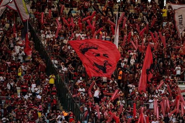 Pesquisa revela aumento de torcida do Flamengo, Palmeiras, São Paulo e Vasco; confira ranking atuaizado