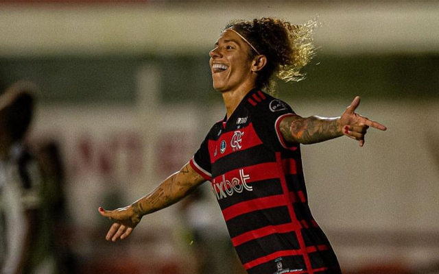 Atacante do Flamengo aguarda ansiosamente por seu primeiro título no clube.