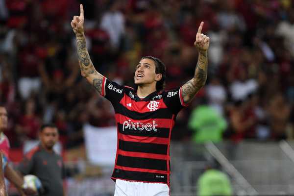 Pedro, do Flamengo, supera Mastriani e se torna o artilheiro da semana no Brasil; confira o Top-10.