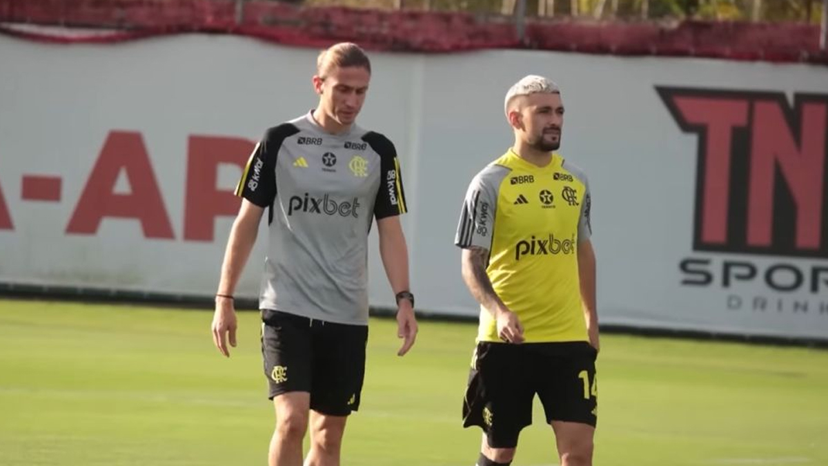 Filipe Luís decide a formação no treino de sábado