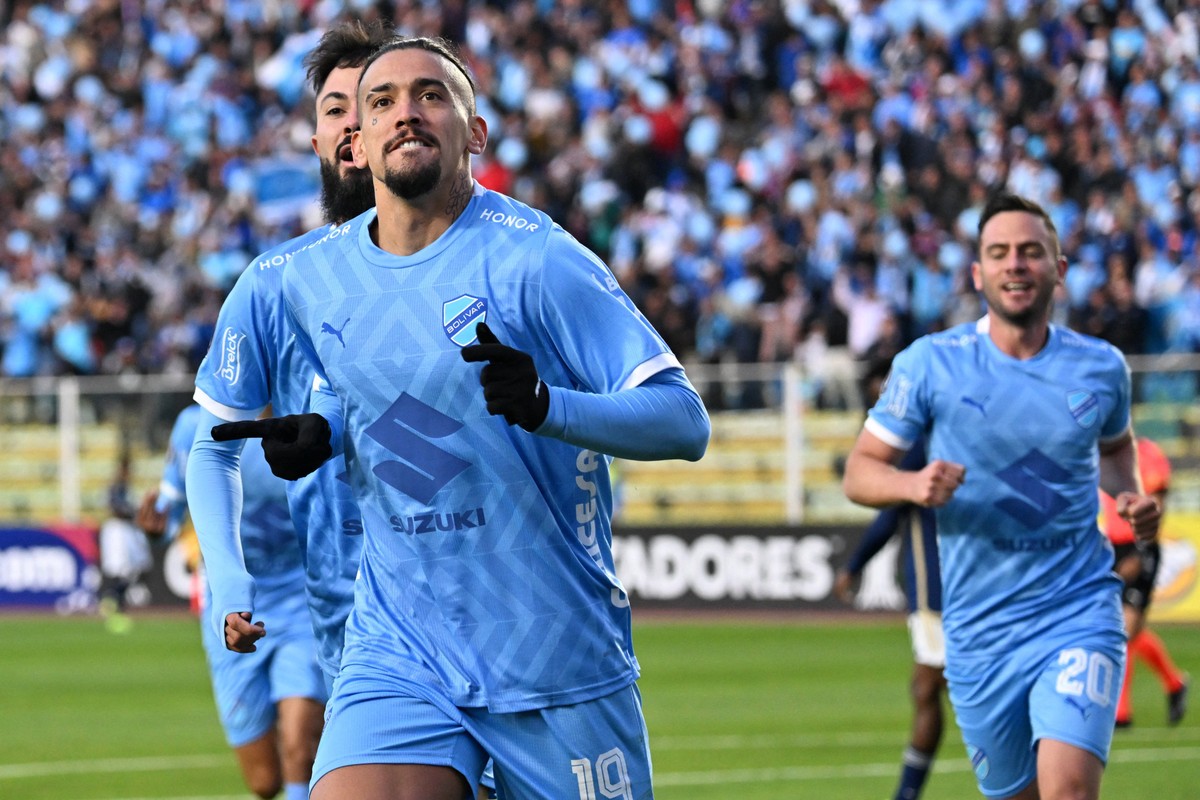 Aliança com City, duo brasileiro e comandante astuto: como o Bolívar se prepara para encarar o Flamengo