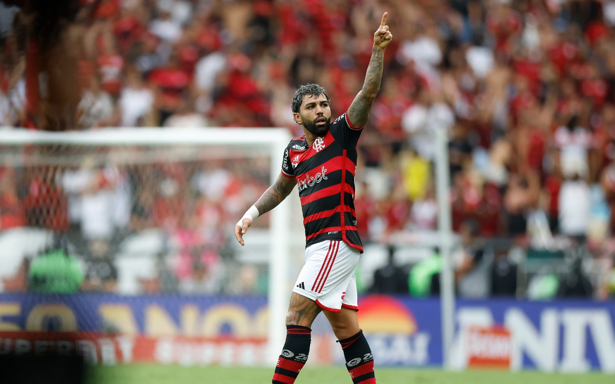 Ex-técnico do Flamengo critica comportamento de Gabigol na saída do clube