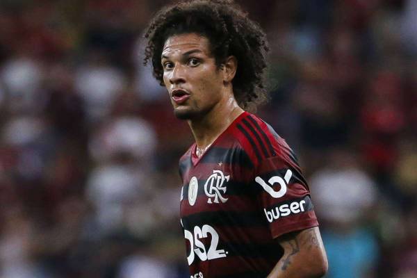 Willian Arão revela que já presenciou jogador se esquivando em campo no Flamengo: “Não quer me passar a bola”