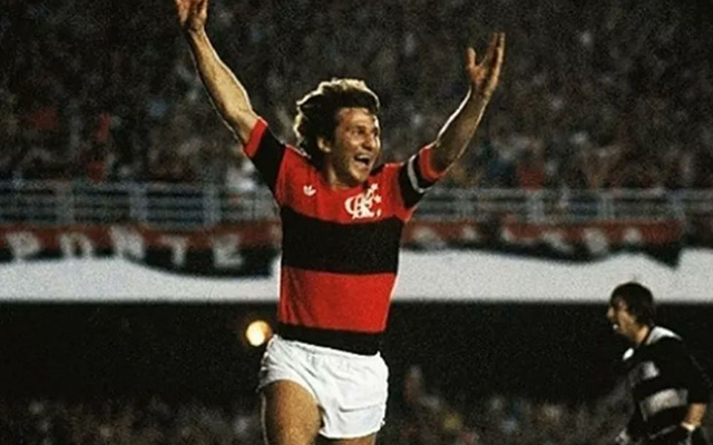 Zico presta homenagem ao Flamengo pelo aniversário de 129 anos do clube