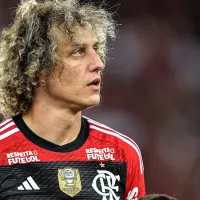 Boto decreta que mais um zagueiro deve sair junto com David Luiz no <a href=