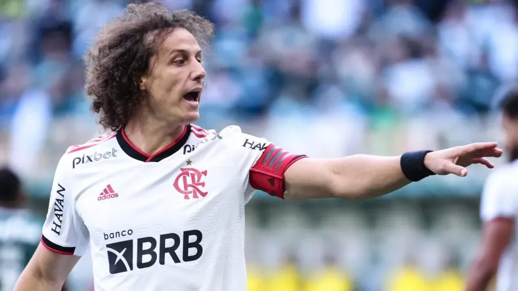 David Luiz continua no Flamengo e não vai para rival direto, confirma Venê Casagrande.