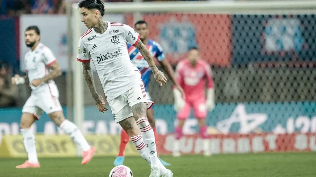 Erick Pulgar pretende permanecer no Flamengo e não tem planos de retornar ao Chile