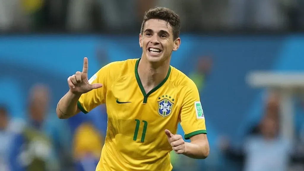 Flamengo tem oportunidade de contratar Oscar, mas ainda não tomou medidas para concretizar negociação.