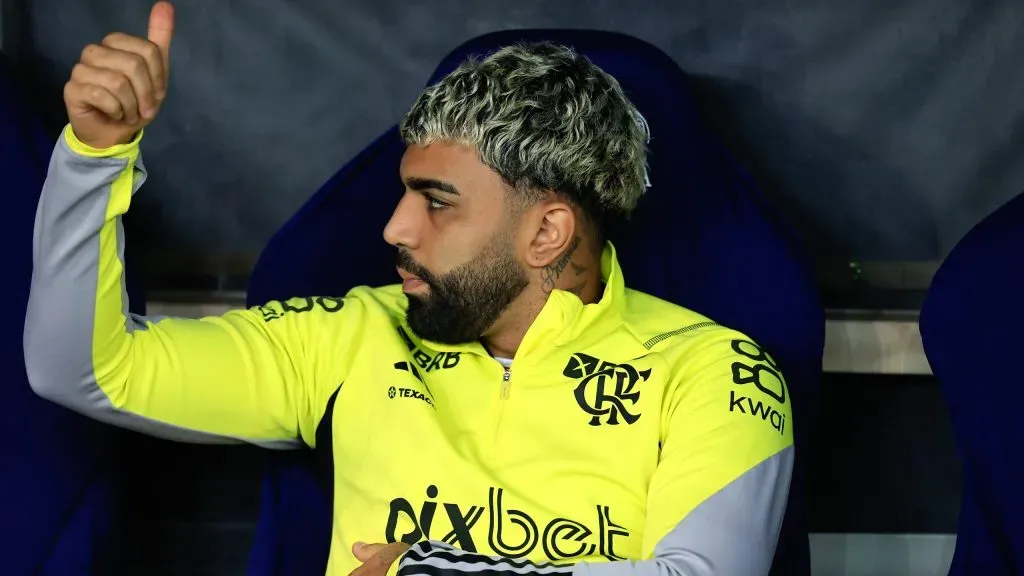 Gabigol se despede do Flamengo em nova música com incerteza sobre retorno: “Não sei se volto”