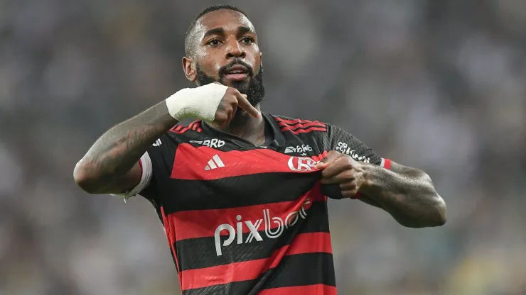 Gerson incentiva jogadores do Flamengo a perseguir a vitória em busca de um objetivo comum