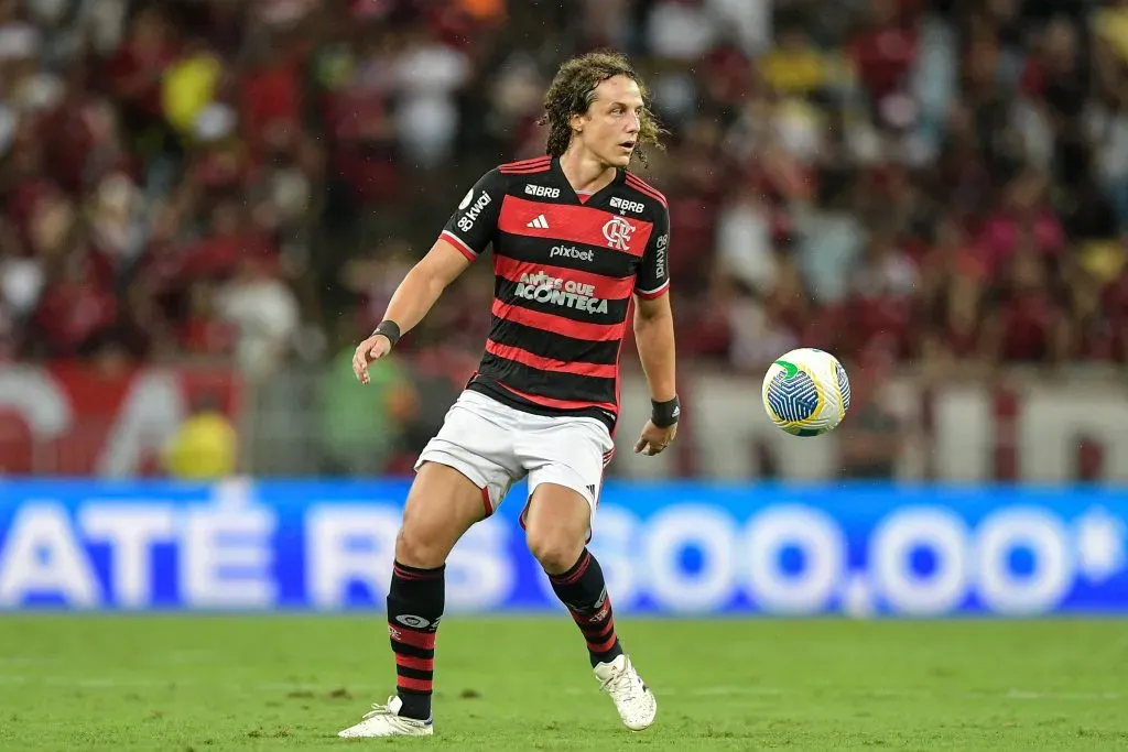 José Boto expressa preocupação com possíveis saídas de Filipe Luís do Flamengo