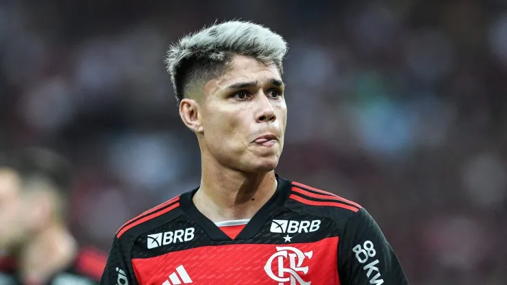 Lesão de Luiz Araújo é atualizada e retorno ao Flamengo tem data oficial definida