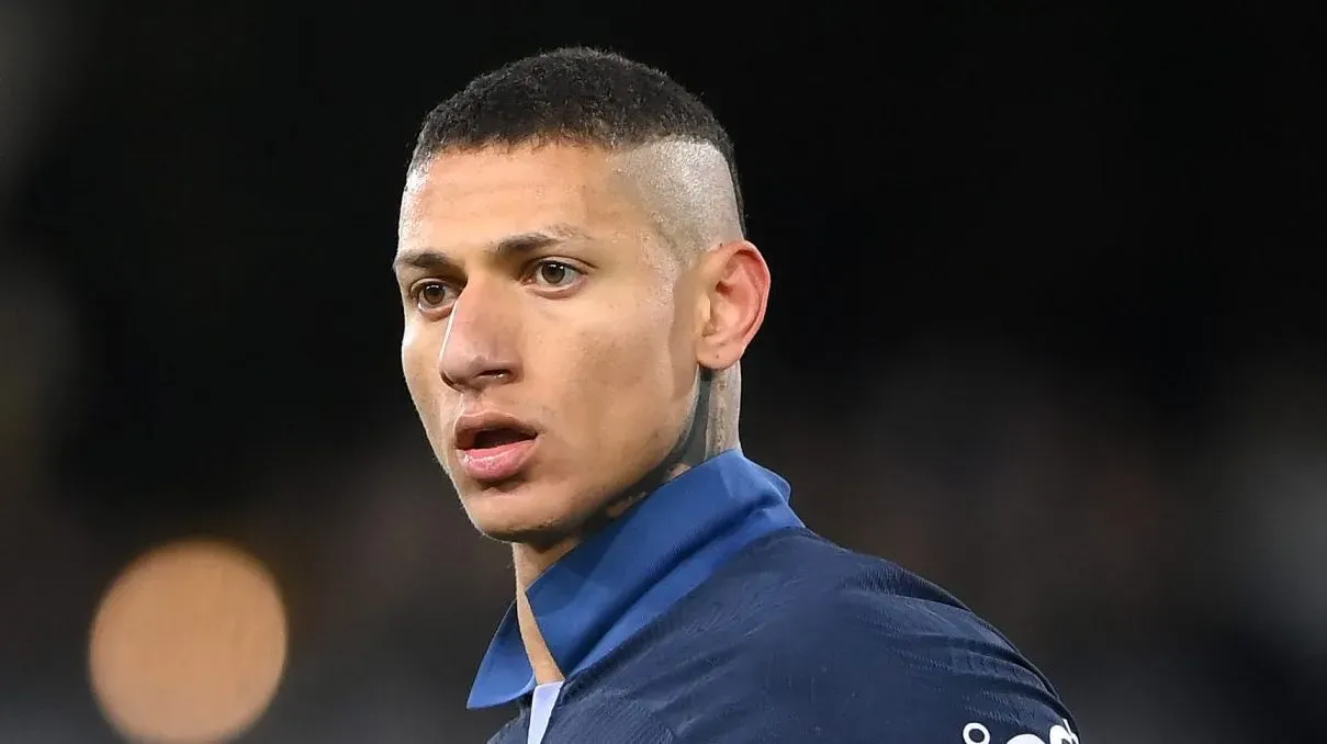 Pilhado crava: Richarlison não vai jogar no Flamengo