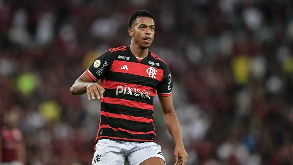 Possível saída de Carlinhos, Matheus Gonçalves e Peterson do Flamengo