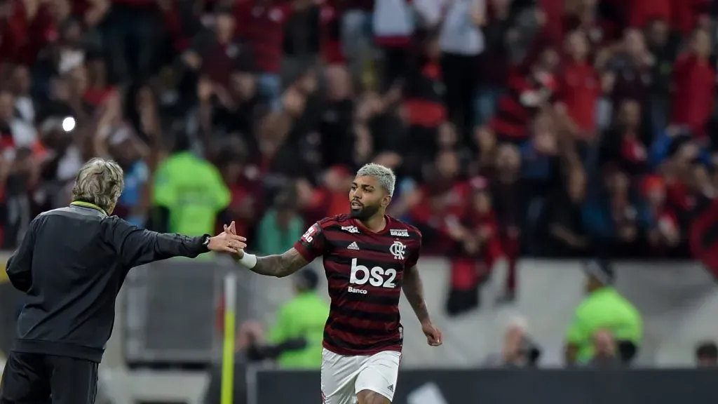 Quem ganharia o confronto entre o Flamengo de Jorge Jesus e o Botafogo de Artur Jorge?