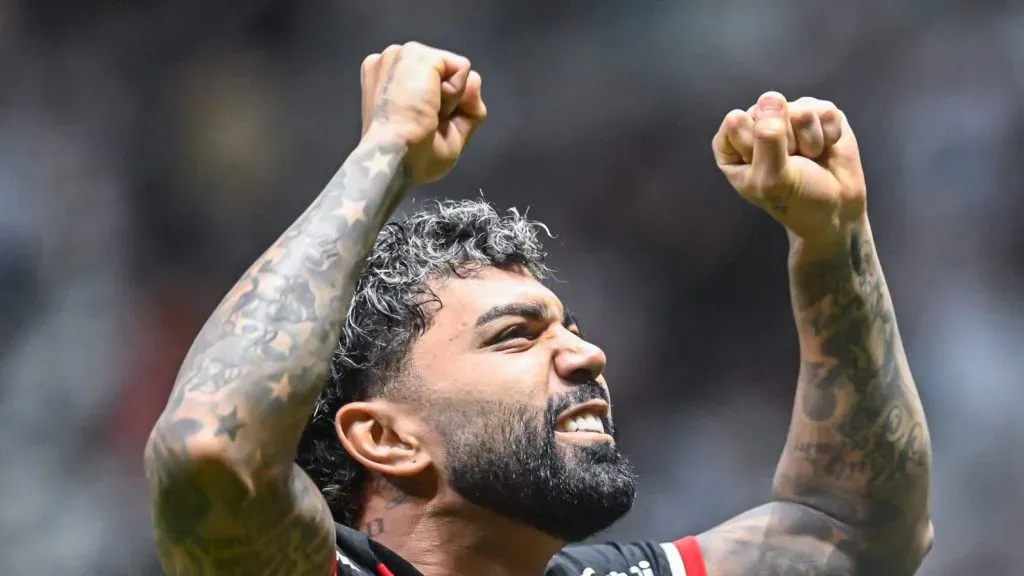 Sormani afirma que Gabigol está concentrado em se despedir do Flamengo e não fechou com o Cruzeiro.