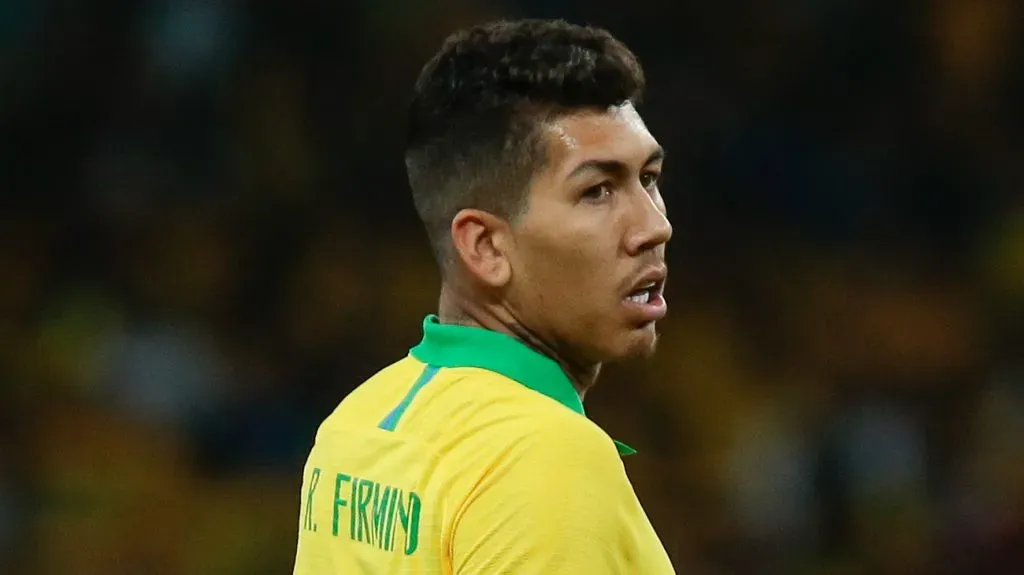 Al-Ahli concorda em liberar Roberto Firmino para o Flamengo