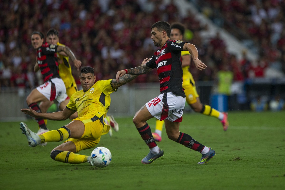Flamengo avança como segundo colocado do grupo na Libertadores pelo terceiro ano consecutivo; relembrePela terceira Libertadores consecutiva, o Flamengo não terminou a fase de grupos como líder de sua chave. Mesmo vencendo o Deportivo Táchira (Venezuela) por 1 a…quinta, 29 de maio de 2025 às 05:10