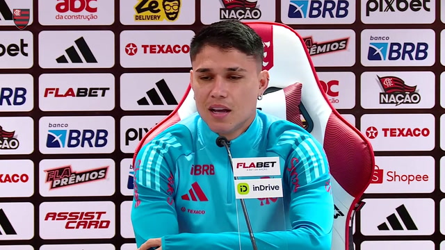 Luiz Araújo celebra momento no Flamengo e sonha com a amarelinhaAtleta com mais jogos pelo Fla em 2025, o meia-atacante Luiz Araújo vive grande fase e não esconde o desejo de chegar à Seleção Brasileira.sexta, 30 de maio de 2025 às 15:50
