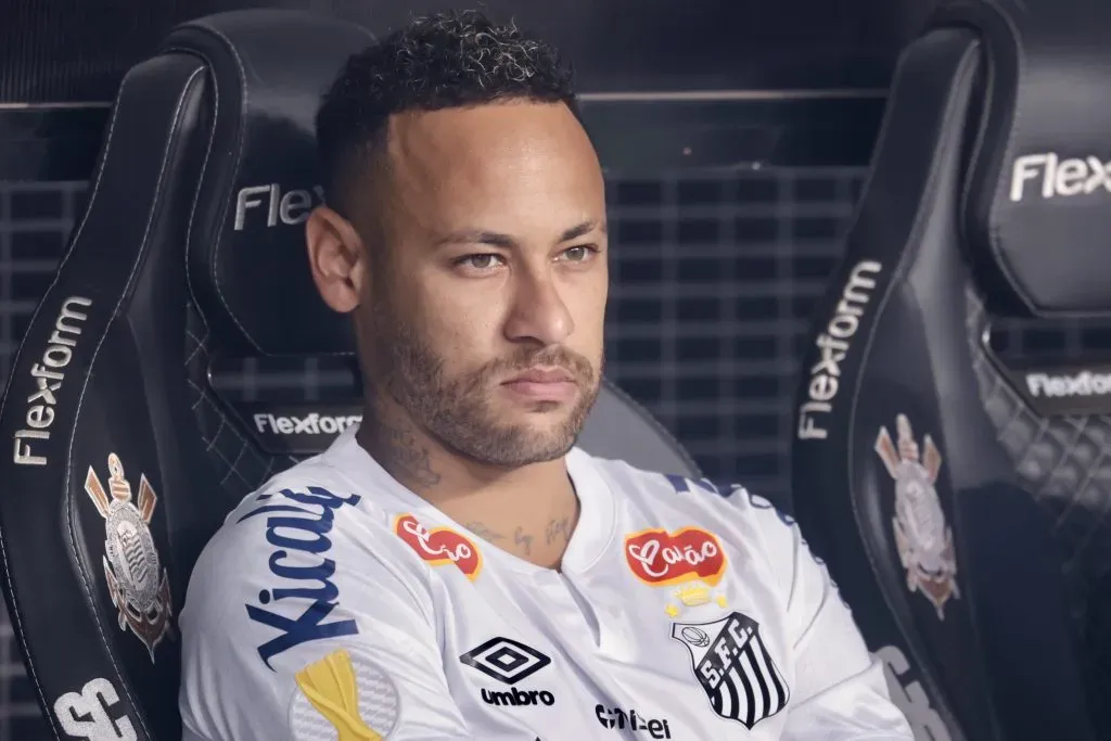 Dirigentes do Flamengo decidem não fechar com Neymar, do Santos