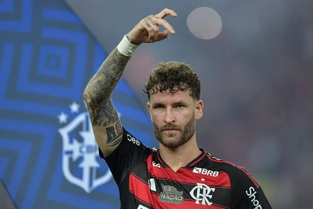 Léo Pereira exalta confiança de Filipe Luís e vive grande fase no Flamengo