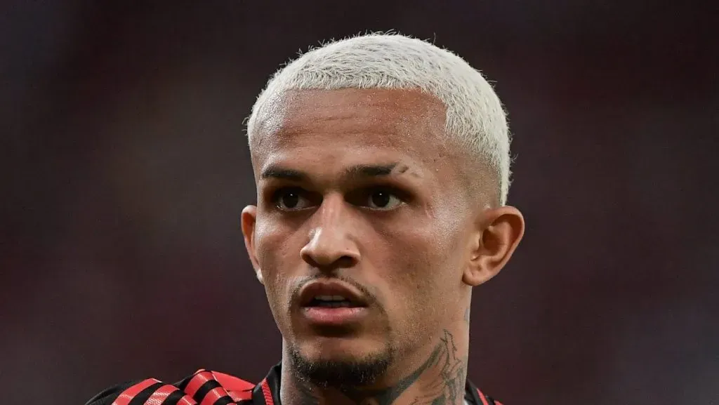 Man. City de Guardiola deixa Wesley do Flamengo como plano B