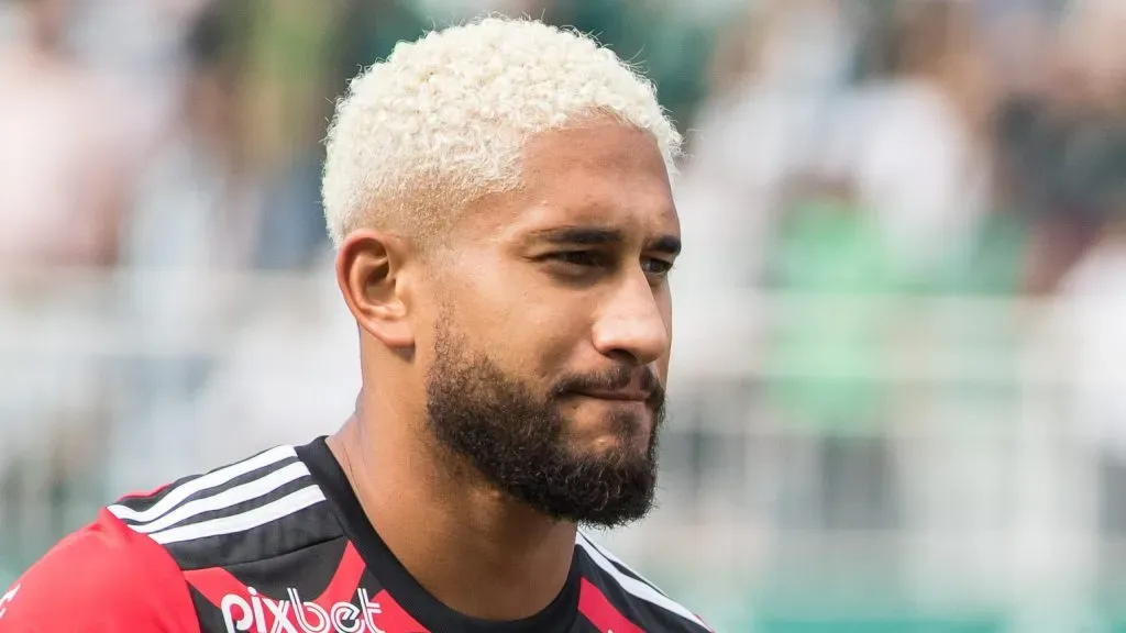 Pablo, zagueiro do Flamengo, é oferecido ao Athletico-PR
