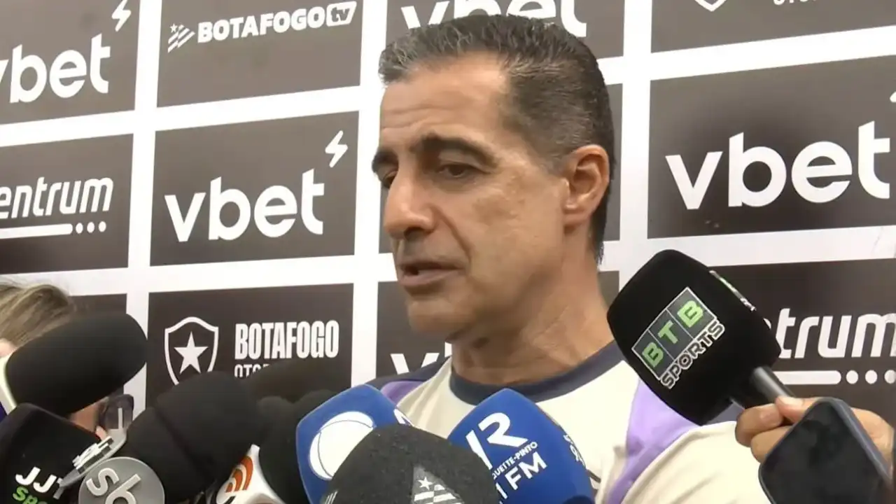 Flamengo x Botafogo se enfrentam pelo Campeonato Brasileiro