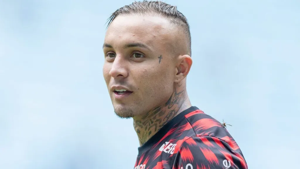 Saída de Cebolinha do Flamengo ao Grêmio não vai acontecer