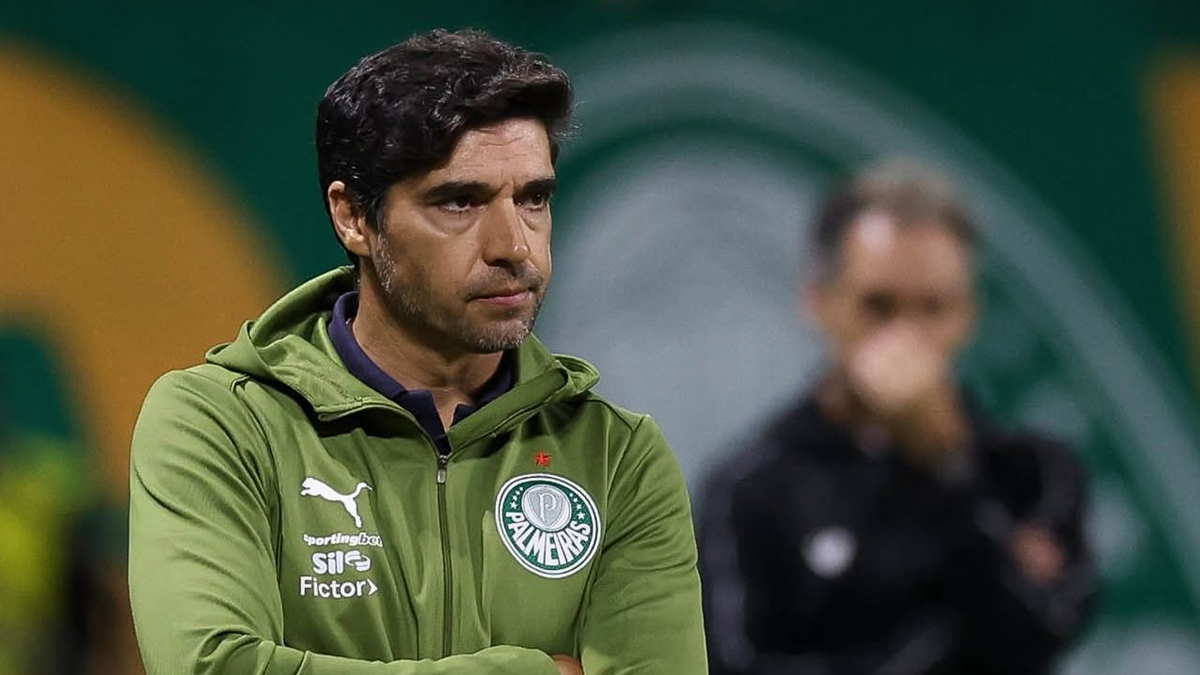 Palmeiras x Flamengo acontece às 16h (horário de Brasília) deste domingo (25)