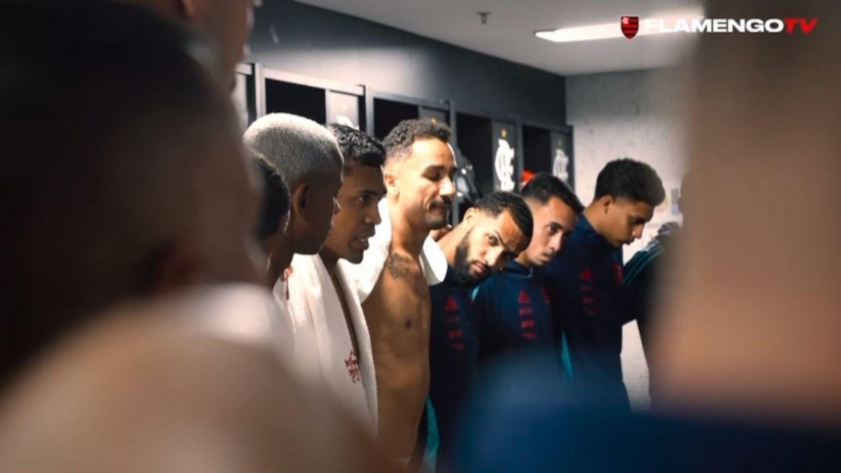 Alex Sandro foi um dos principais destaques do Flamengo na vitória sobre a LDU (EQU), no Maracanã