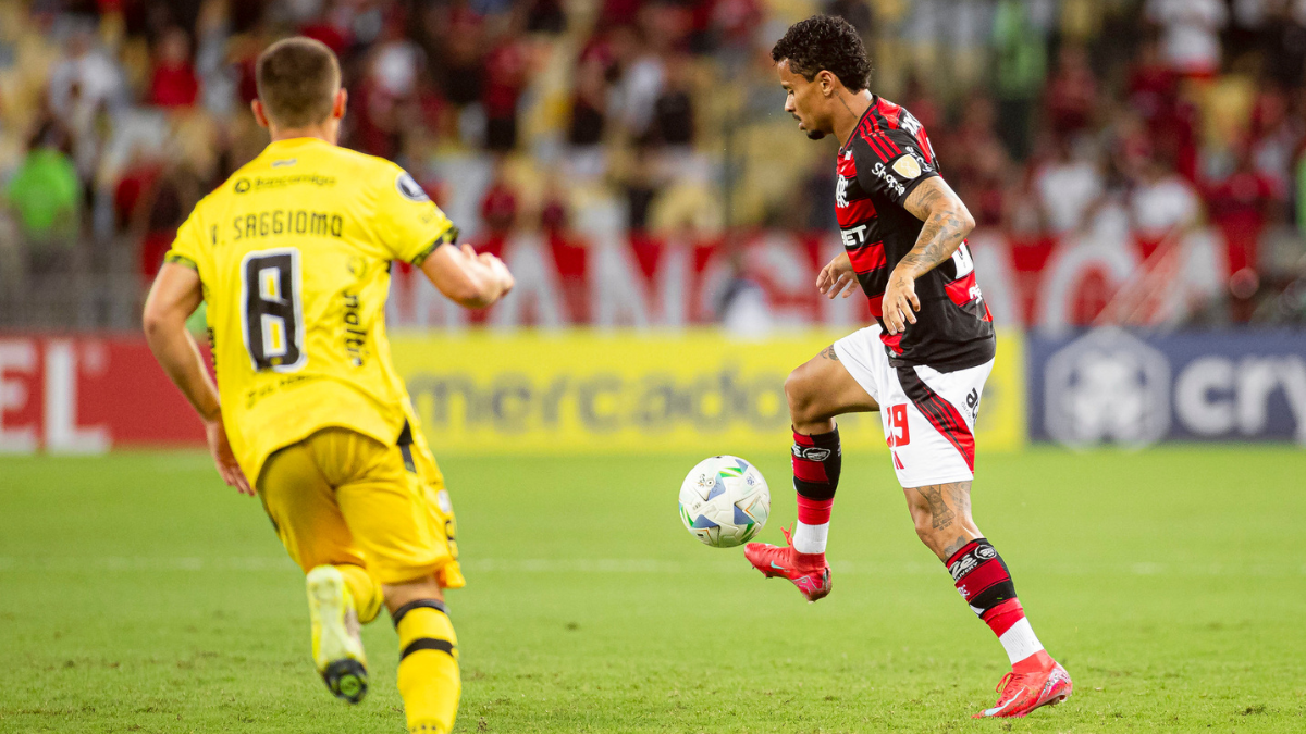 Allan voltou de lesão muscular em jogo do Flamengo x Deportivo Táchira (VEN)
