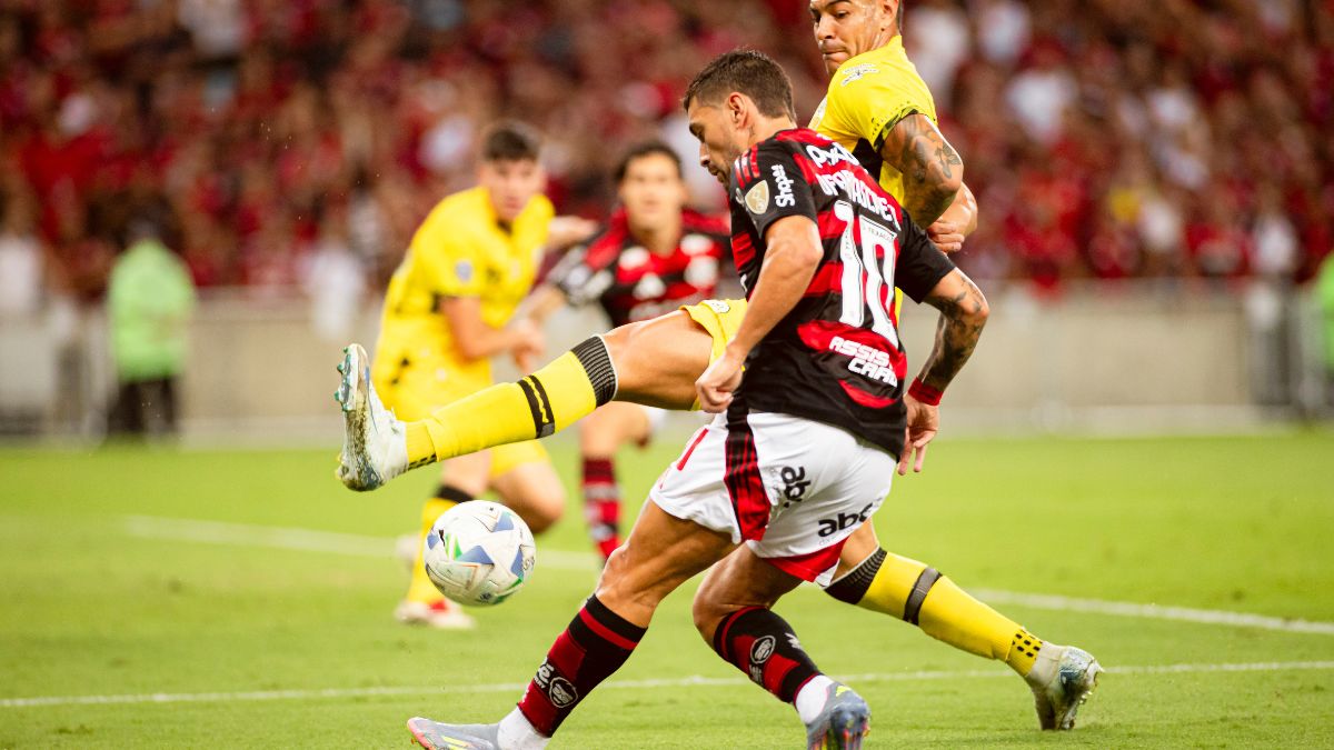 Já eliminado, o Deportivo Táchira (VEN) enfrentou o Flamengo nessa quarta-feira (28)