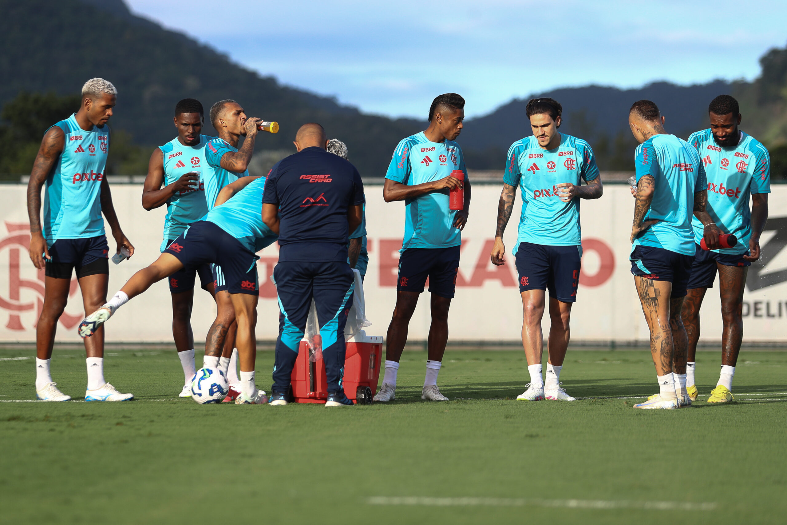 Cleiton tem contrato com o Flamengo até dezembro deste ano