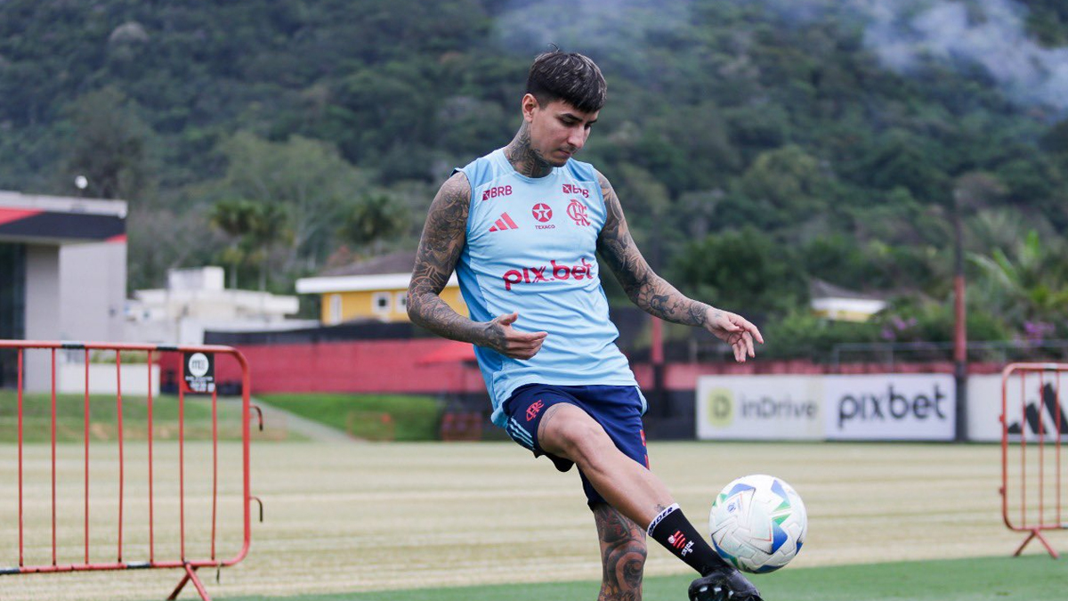 Erick Pulgar vive expectativa de voltar aos gramados após três semanas