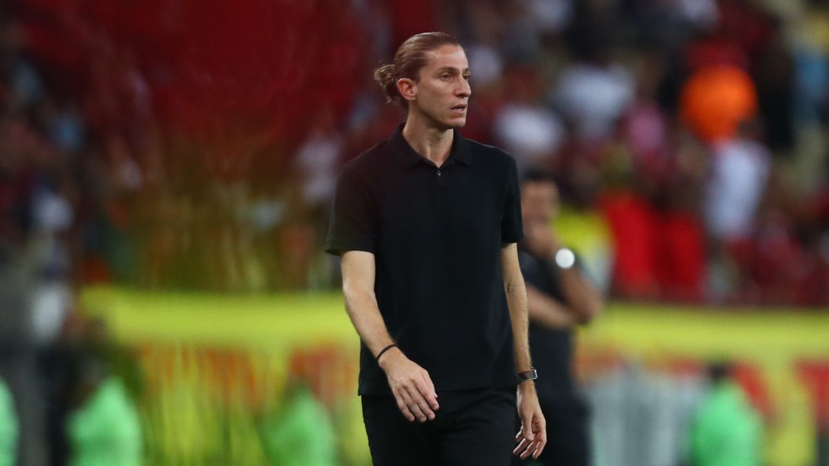 Plata não entra em campo pelo Flamengo desde jogo contra o Botafogo-PB, pela Copa do Brasil