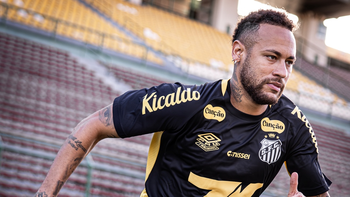 Neymar está em reta final de contrato com o Santos