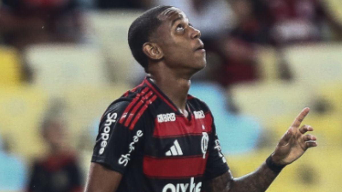 Cria do Ninho, Wallace Yan usa a camisa 64