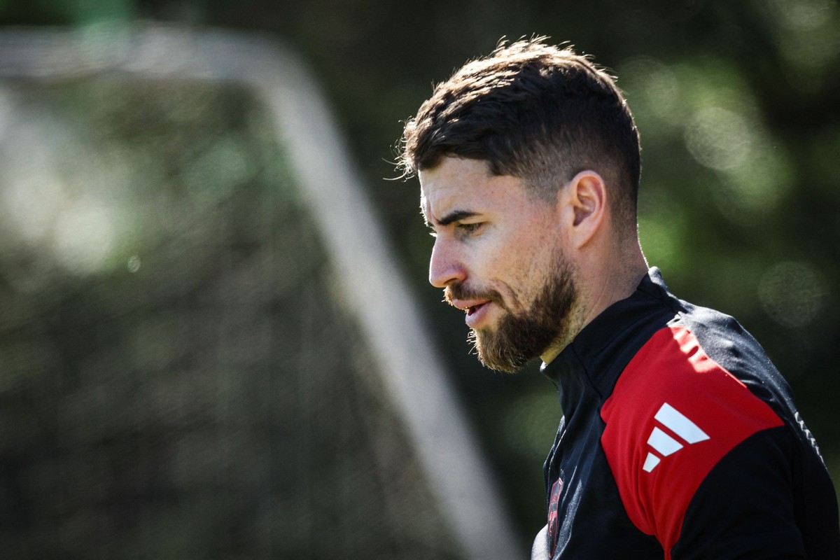 Flamengo abre semana decisiva por contratação de Jorginho; saiba o que falta para acordoA janela de transferência especial para os clubes participantes do Mundial de Clubes está aberta e o Flamengo tem até 10 de junho para fazer contratações….domingo, 01 de junho de 2025 às 17:40