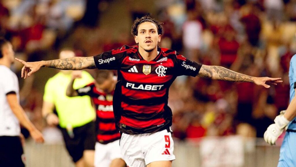 Atualmente, Flamengo está na terceira posição do Campeonato Brasileiro